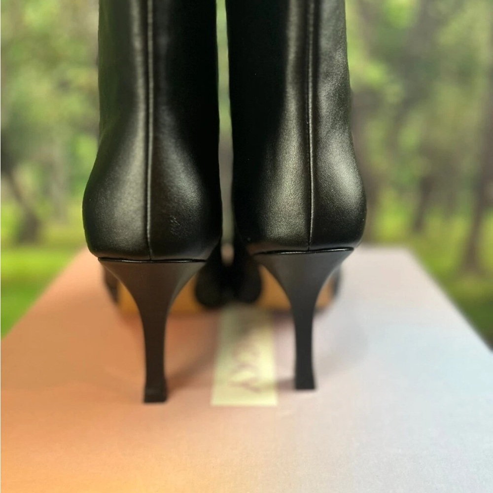 Lisa Vicky Boots - Picture 2 of 3